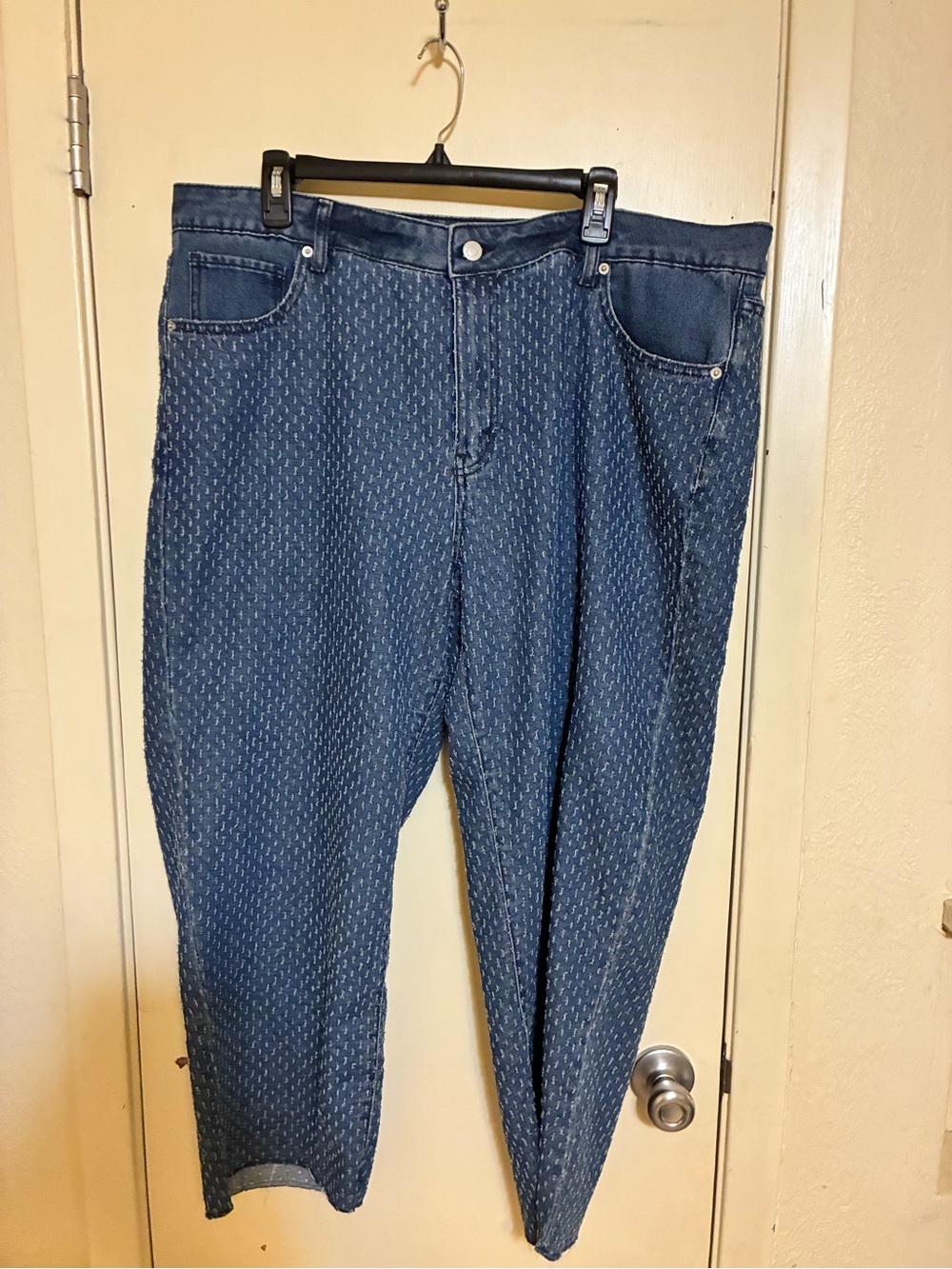 Women’s Blue Denim Jeans - Classic Indigo Pattern